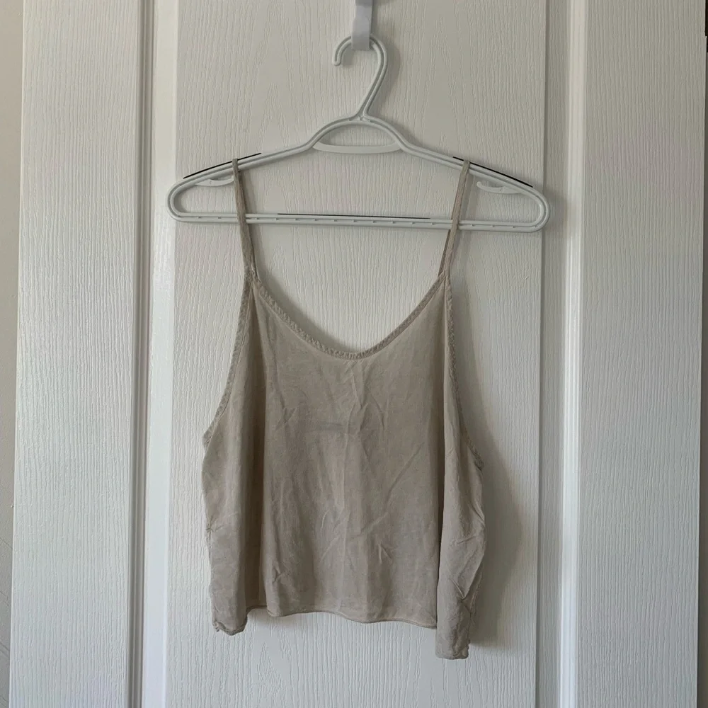 (free) BRANDY MELVILLE washed tank - Picture 1 of 3